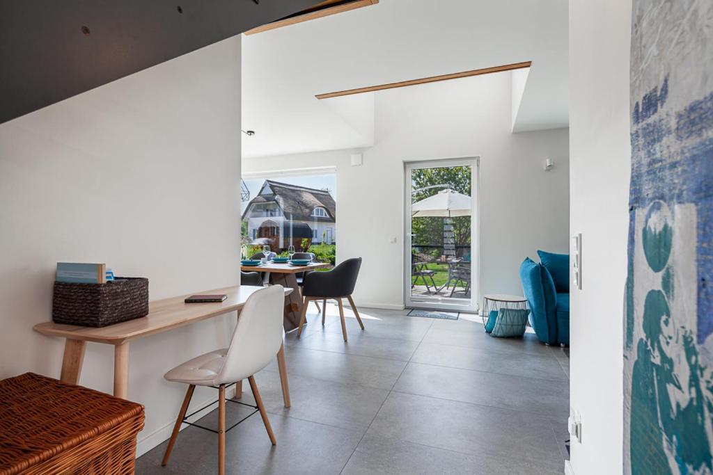 Ferienhaus Ruegen-Relax トレント エクステリア 写真